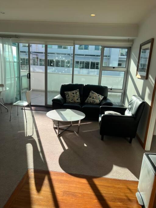 Seaview Waterfront Hotel Apt Όκλαντ Εξωτερικό φωτογραφία