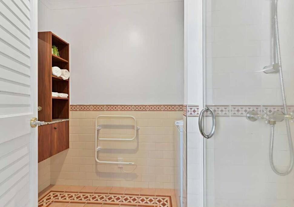 Seaview Waterfront Hotel Apt Όκλαντ Εξωτερικό φωτογραφία
